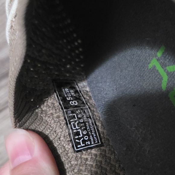 Kuru Stride Sneakers - Picture 6 of 8